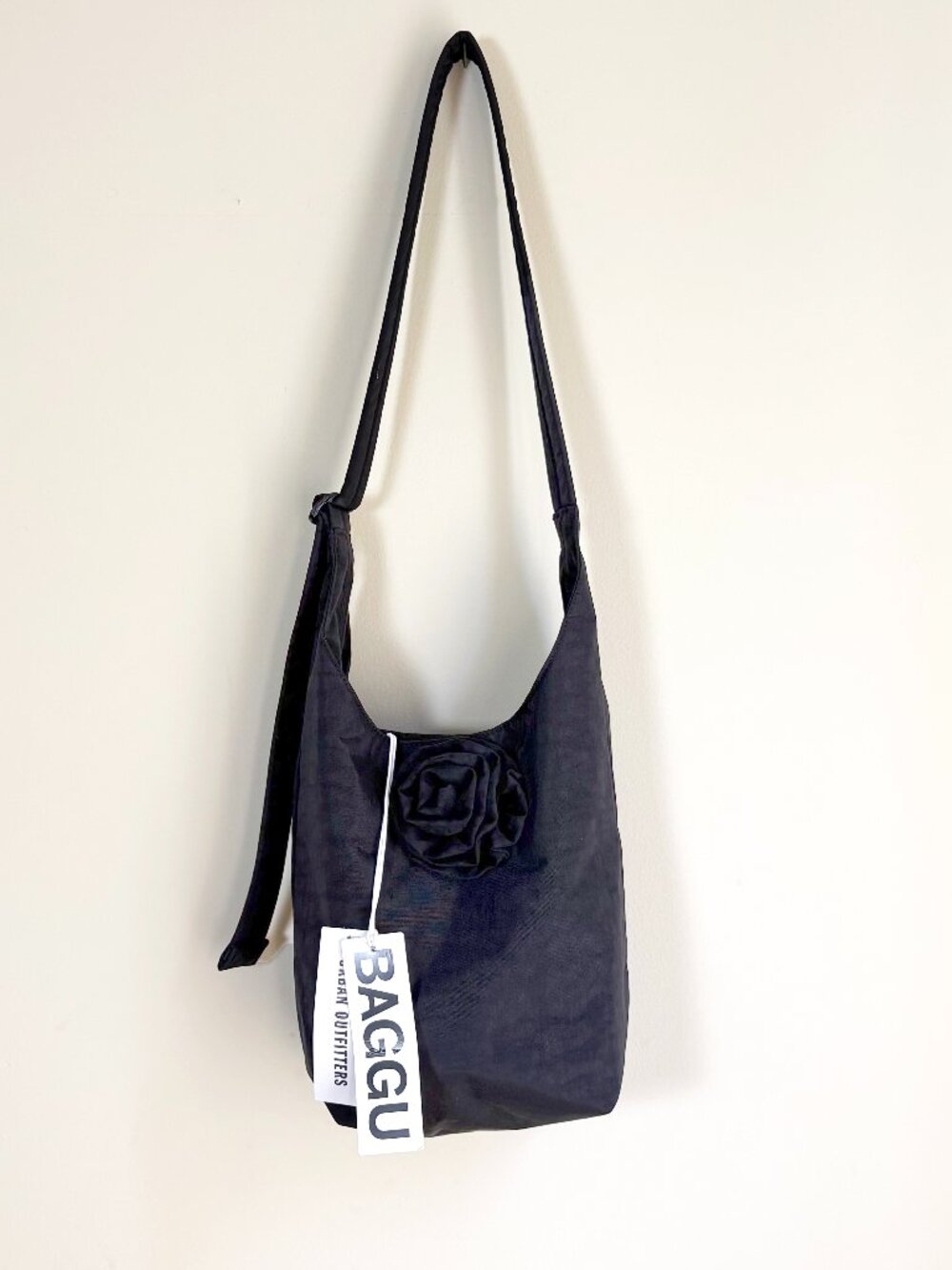 NWT BAGGU x UO Rosette Small Nylon Sling Bag Black